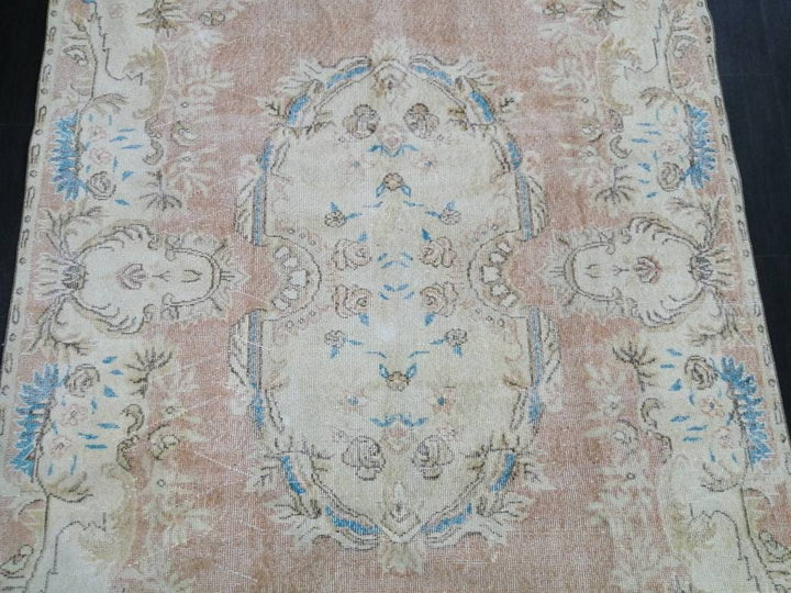 Turkish Oushak Rug 5' 10" x 10' 4" Hand-Knotted texture