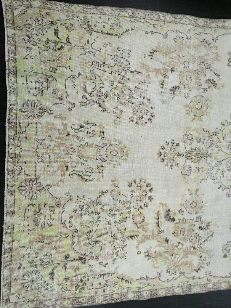 Beige Turkish Vintage Rug 6' x 10' 8" Hand-Knotted view 9