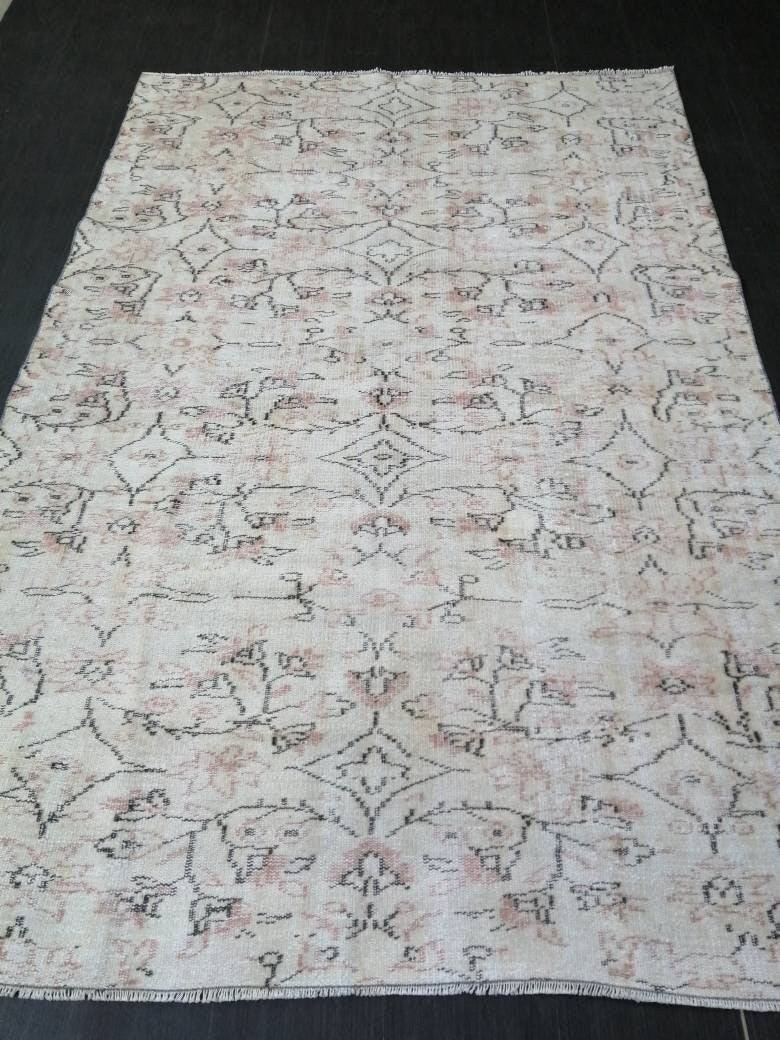 Beige Turkish Runner Rug 5' 7" x 8' 5" Hand-Knotted view