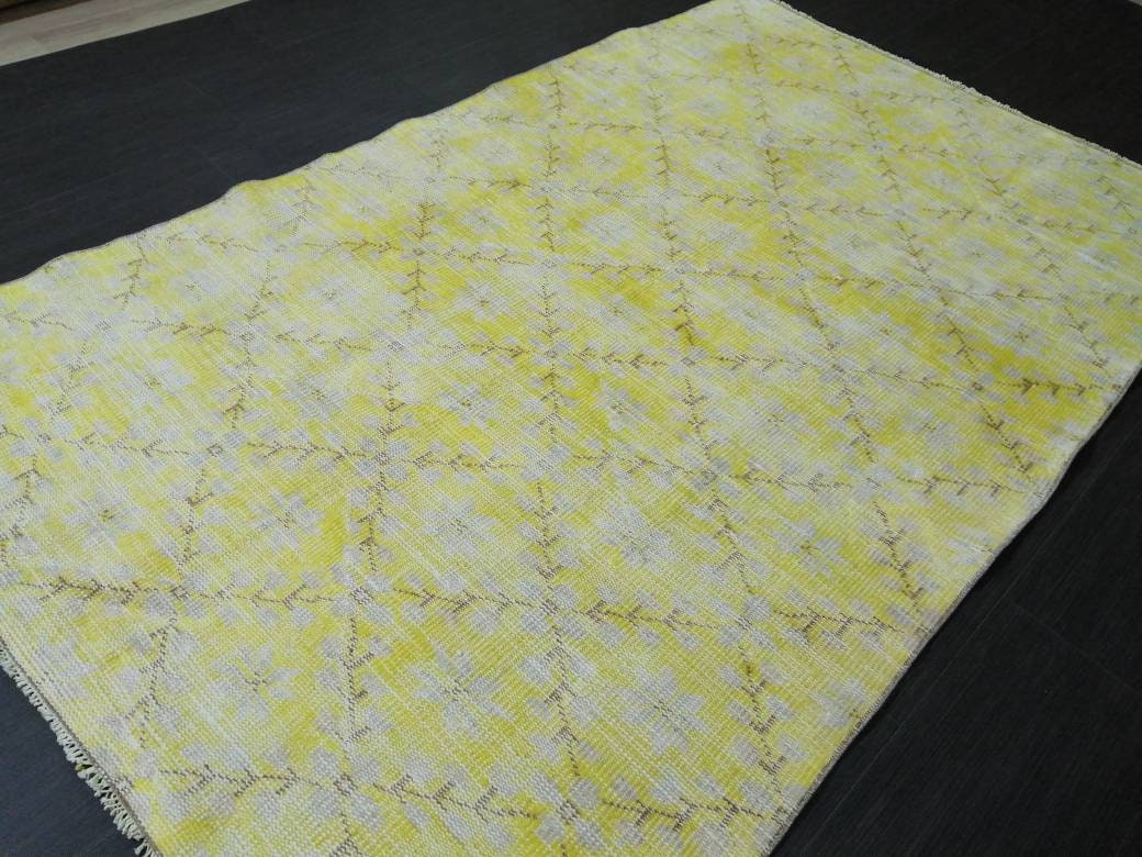 Beige Turkish Runner Rug 4' 7" x 7' 4" Hand-Knotted