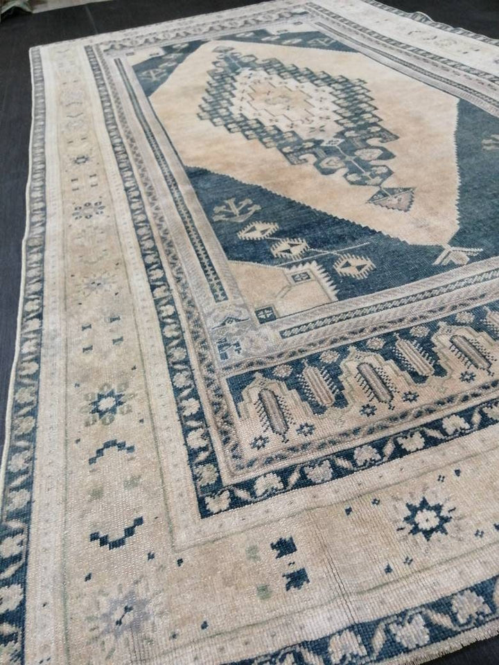 Beige Turkish Runner Rug 5' 3" x 9' 7" Hand-Knotted reverse
