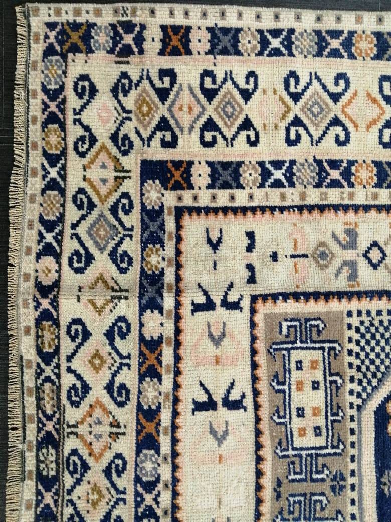 Turkish Runner Rug 4' 9" x 10' 1" Hand-Knotted field