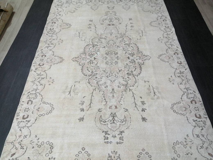 Beige Turkish Oushak Rug 6' 6" x 10' 4" Hand-Knotted view