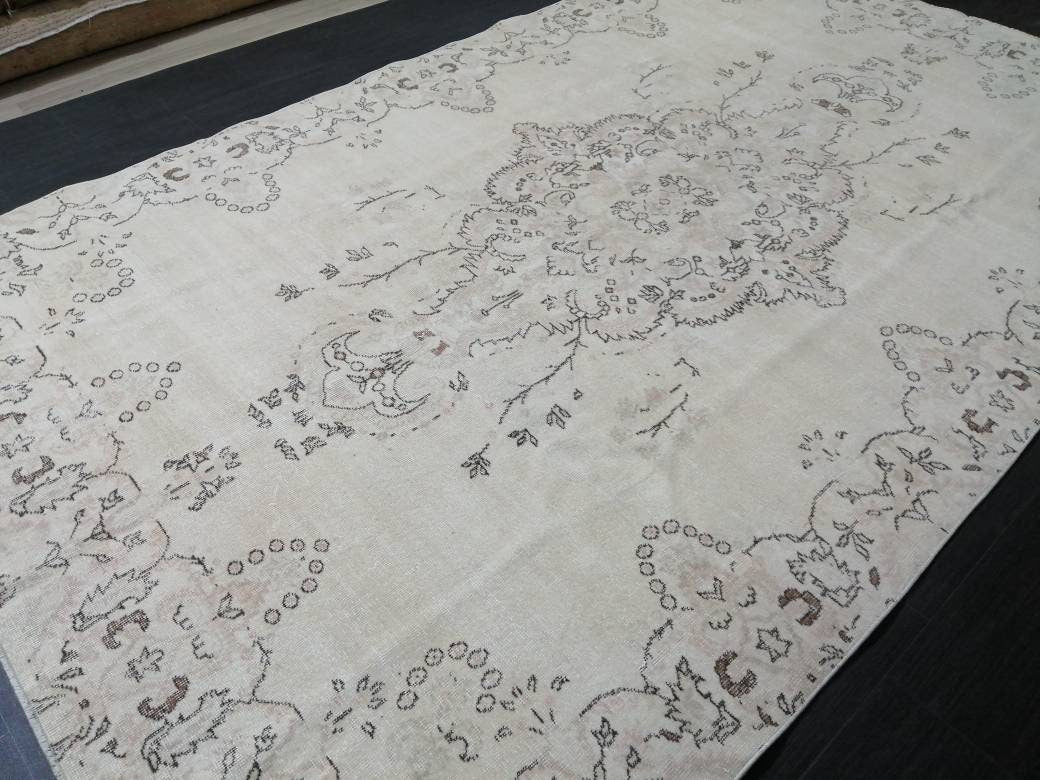 Beige Turkish Oushak Rug 6' 6" x 10' 4" Hand-Knotted