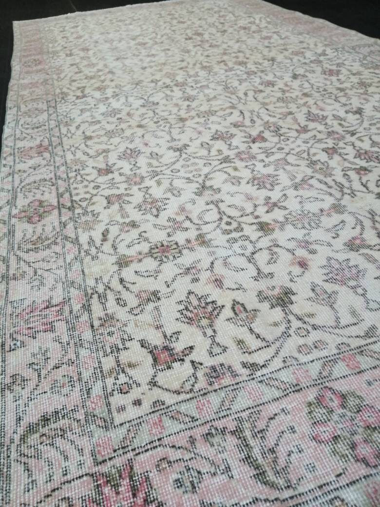 Tan Turkish Runner Rug 4' 11" x 9' 9" Hand-Knotted view