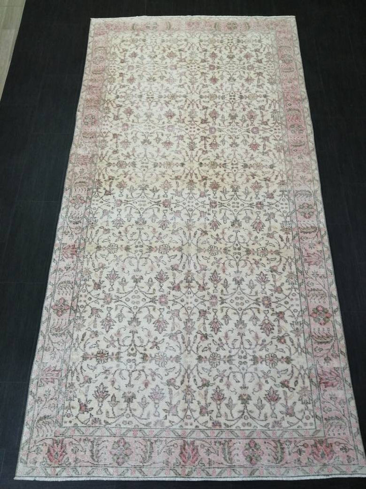 Tan Turkish Runner Rug 4' 11" x 9' 9" Hand-Knotted pattern