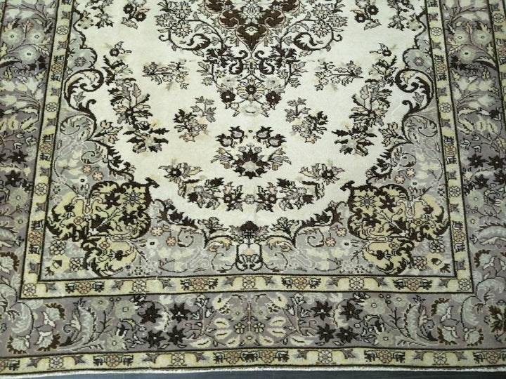 Beige Turkish Runner Rug 7' 2" x 10' 6" Hand-Knotted pattern