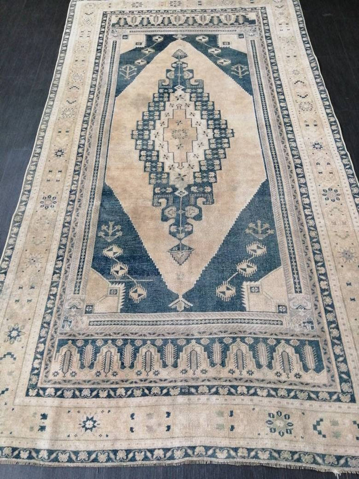 Beige Turkish Runner Rug 5' 3" x 9' 7" Hand-Knotted view 9