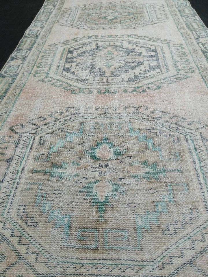 Beige Turkish Runner Rug 3' 11" x 11' Hand-Knotted detail