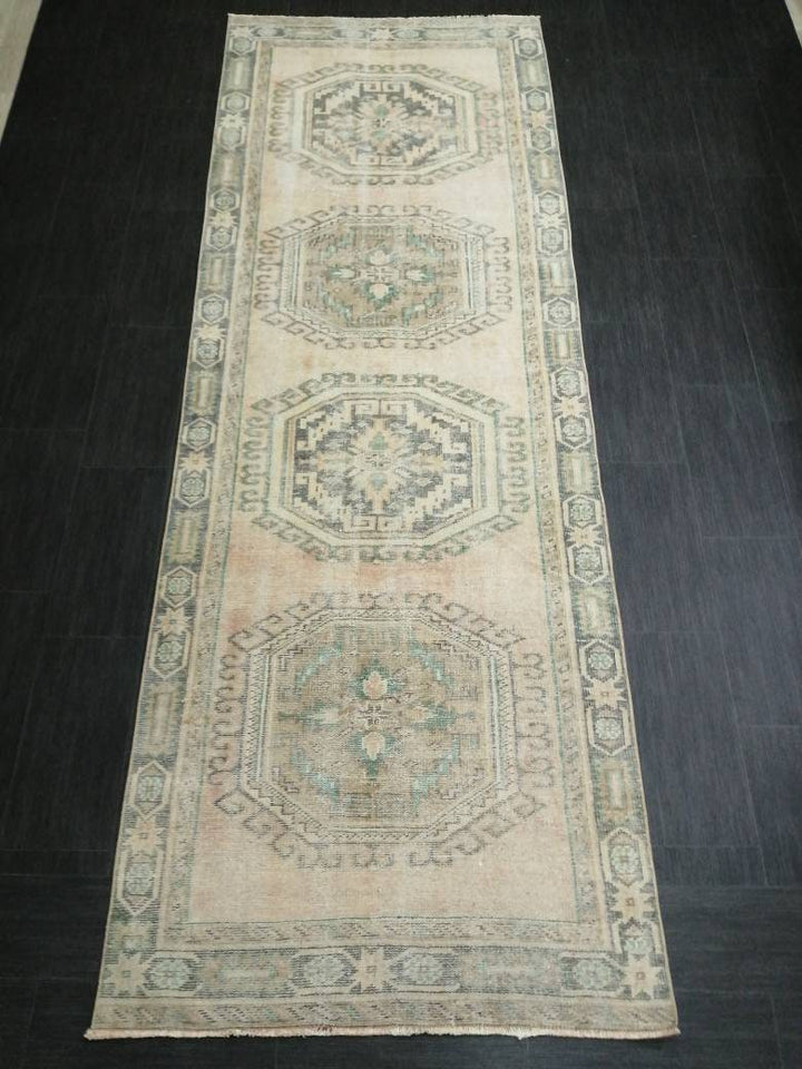 Beige Turkish Runner Rug 3' 11" x 11' Hand-Knotted pattern