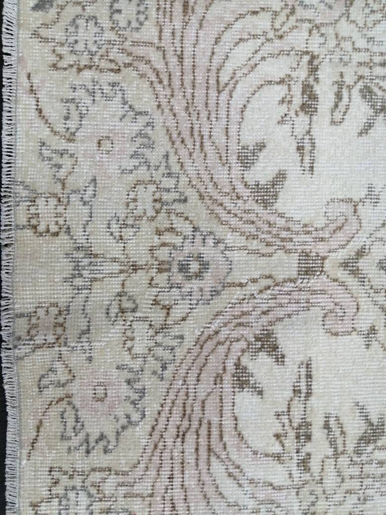 Beige Turkish Oushak Rug 6' 7" x 10' Hand-Knotted pattern