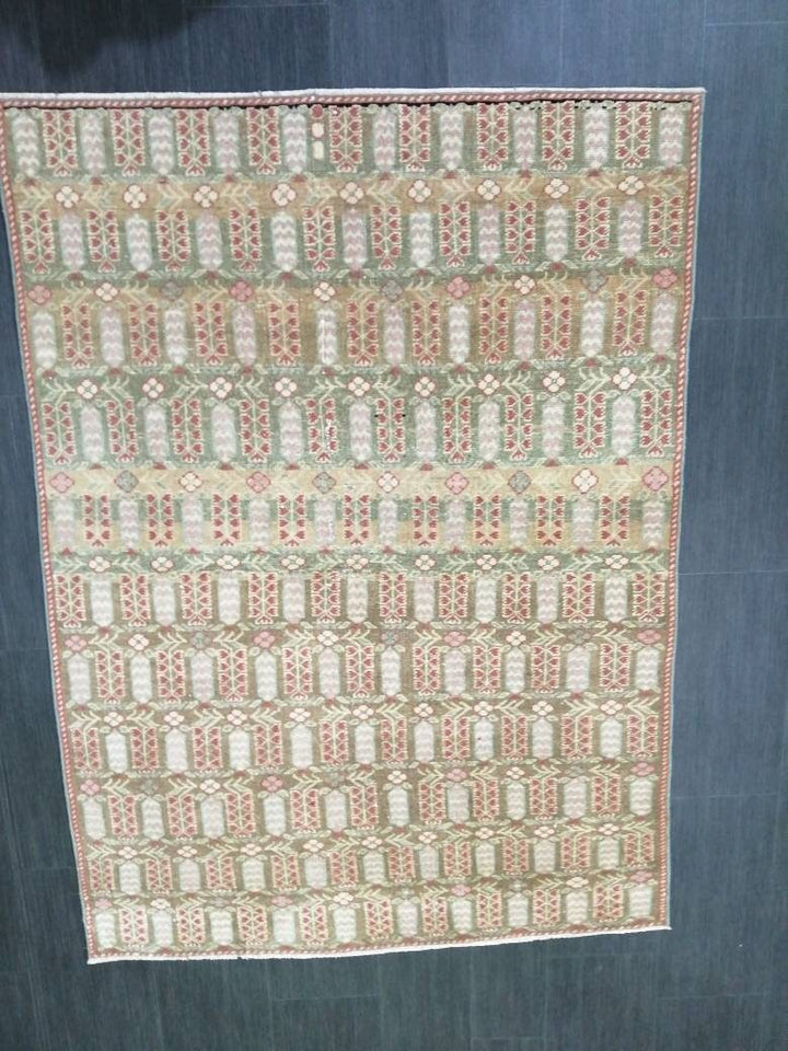 Pink Turkish Runner Rug 4' 2" x 5' 8" Hand-Knotted pattern