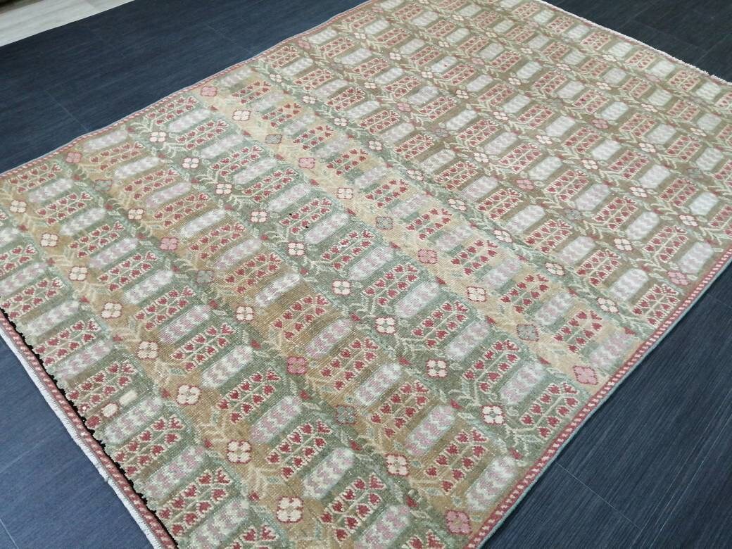 Pink Turkish Runner Rug 4' 2" x 5' 8" Hand-Knotted