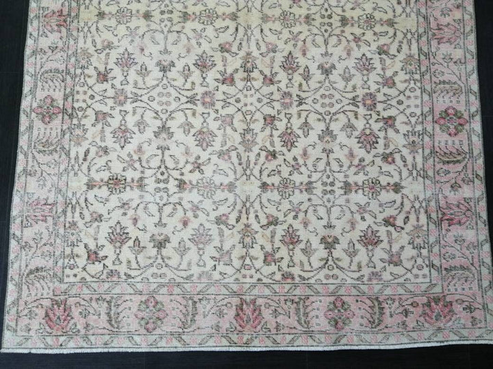 Tan Turkish Runner Rug 4' 11" x 9' 9" Hand-Knotted view 9