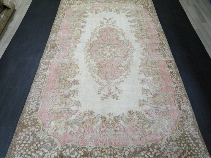 Pink Oushak Rug 5' 10" x 9' 7" - No. WR26407