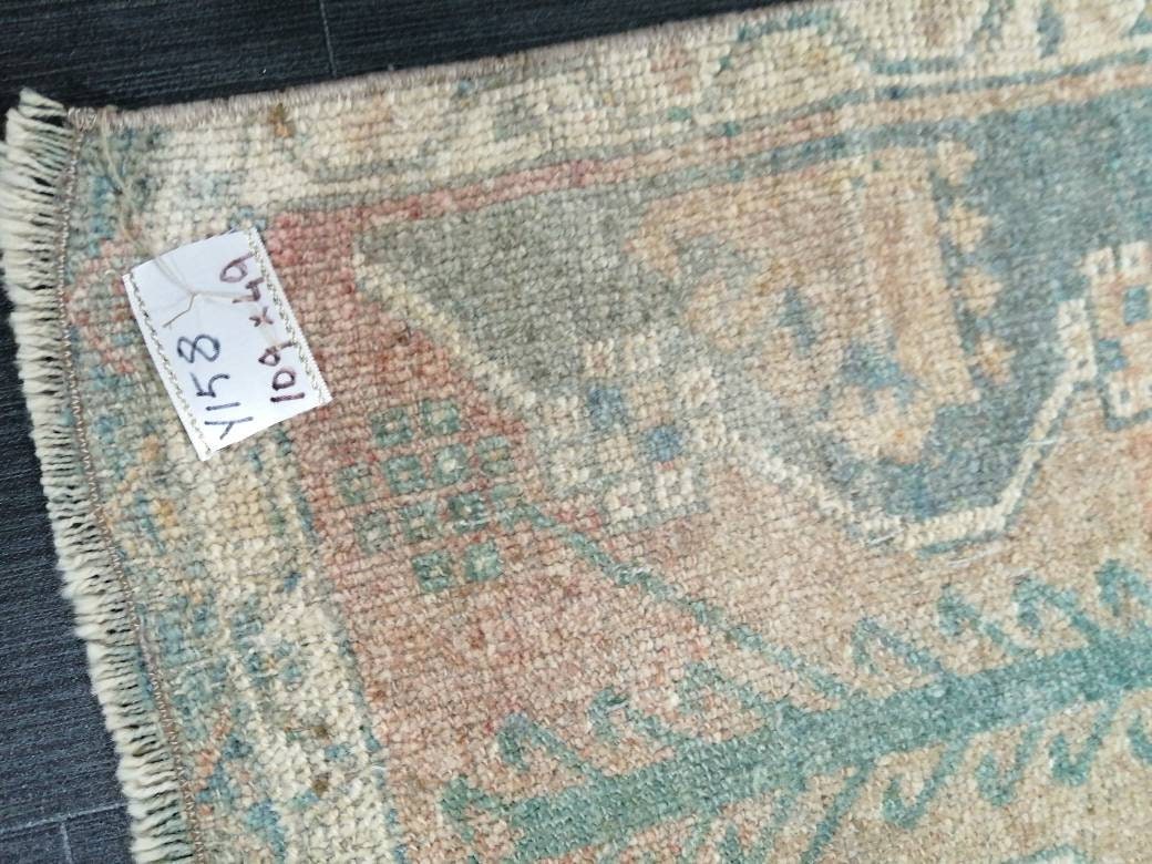 Beige Turkish Runner Rug 1' 7" x 3' 6" Hand-Knotted border