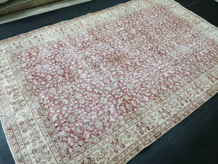 Beige Turkish Oushak Rug 6' 7" x 10' 4" Hand-Knotted detail