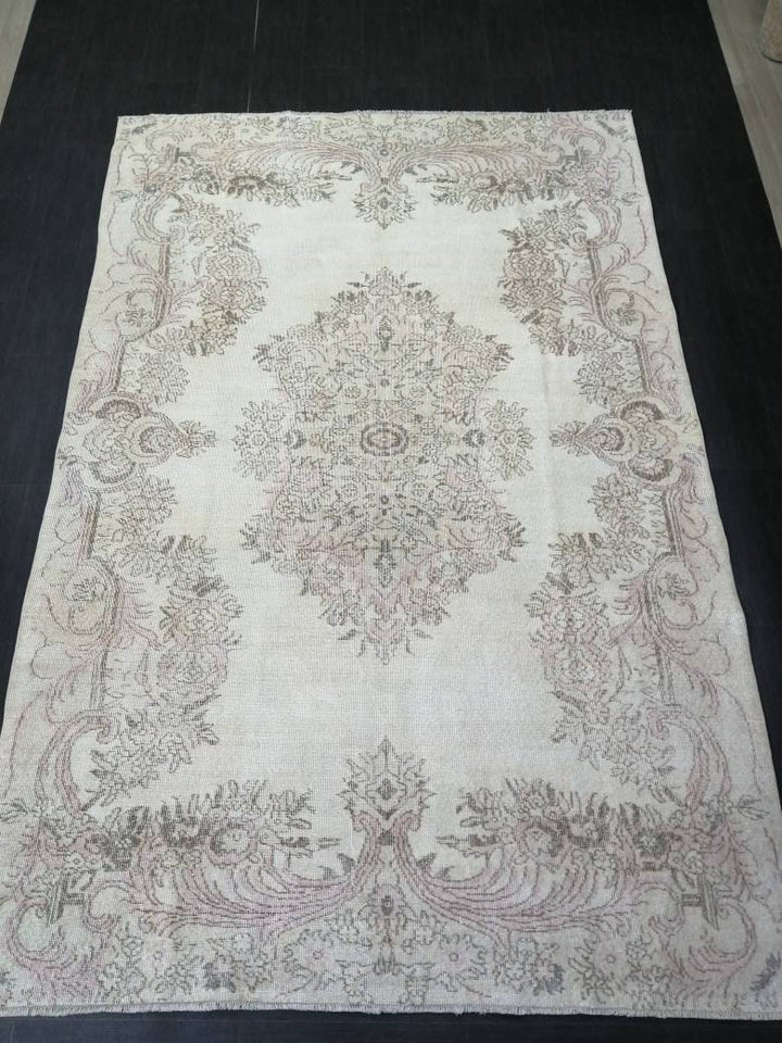 Beige Turkish Oushak Rug 6' 7" x 10' Hand-Knotted field