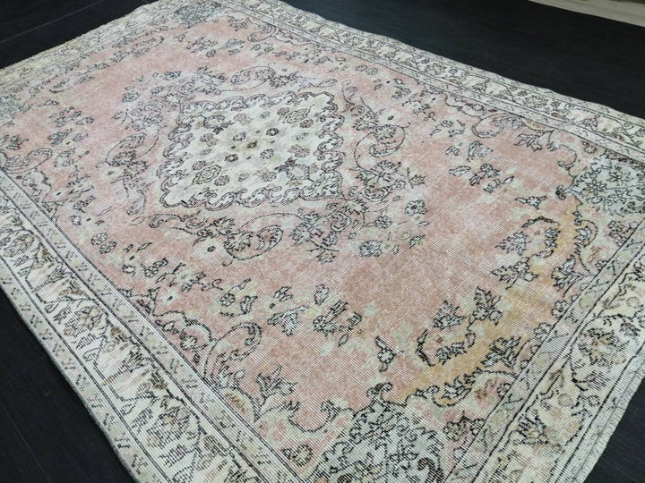 Pink Turkish Oushak Rug 5' 6" x 8' 7" Hand-Knotted detail