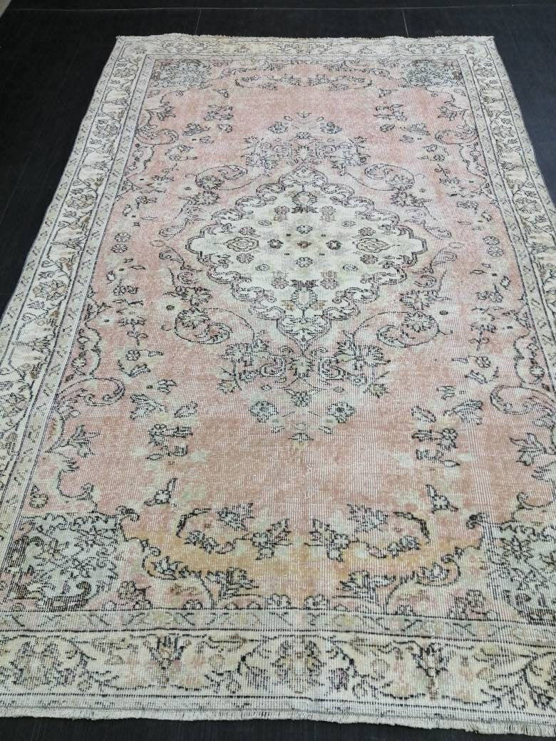 Pink Turkish Oushak Rug 5' 6" x 8' 7" Hand-Knotted field