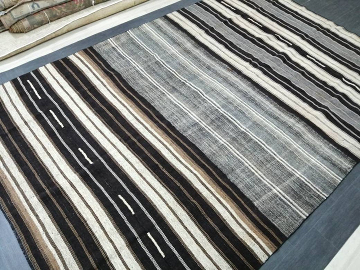 Rust Turkish Runner Rug 8' 1" x 12' 3" Hand-Knotted detail