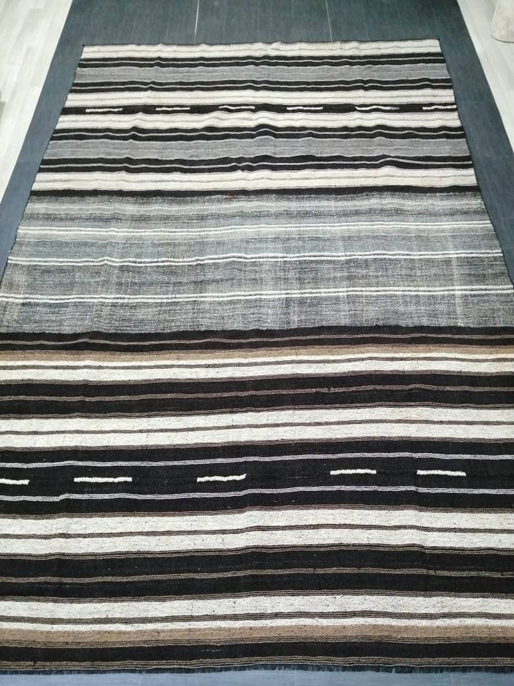 Rust Turkish Runner Rug 8' 1" x 12' 3" Hand-Knotted close-up