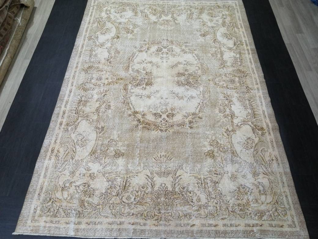 Beige Turkish Oushak Rug 6' 10" x 9' 10" Hand-Knotted view 9