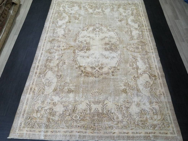 Beige Turkish Oushak Rug 6' 10" x 9' 10" Hand-Knotted view 9