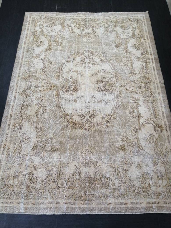 Beige Turkish Oushak Rug 6' 10" x 9' 10" Hand-Knotted view