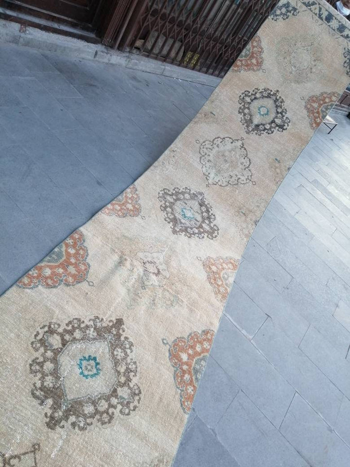 Beige Turkish Runner Rug 2' 11" x 20' 4" Hand-Knotted detail