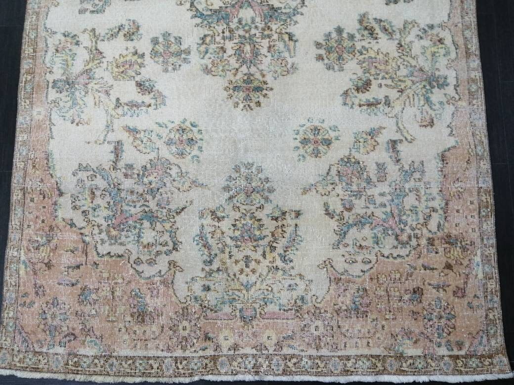 Beige Turkish Oushak Rug 4' 10" x 8' 6" Hand-Knotted view