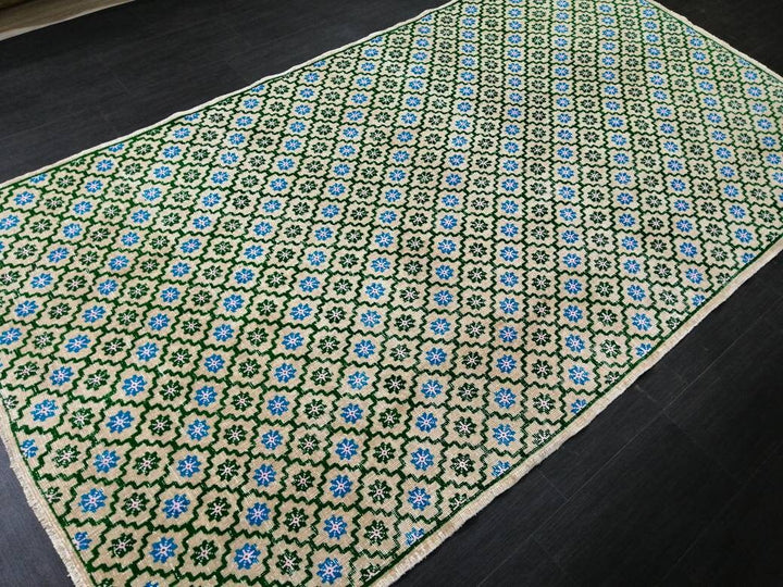 Turkish Oushak Rug 5' 5" x 9' 8" Hand-Knotted pattern