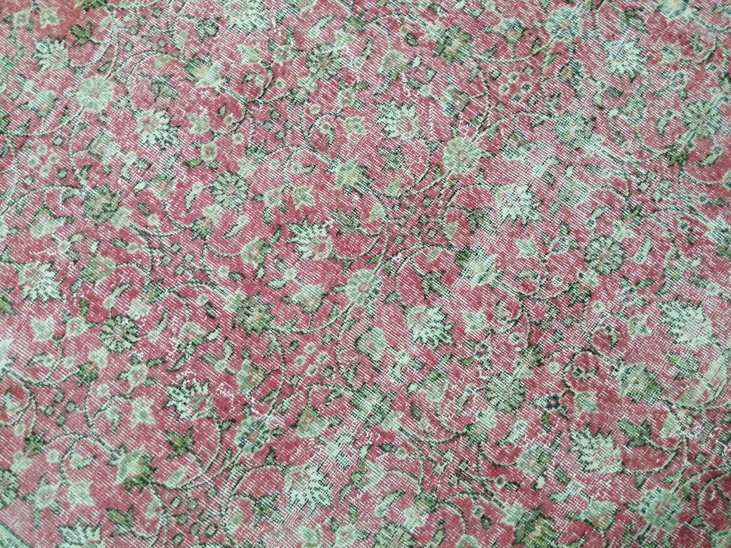 Pink Turkish Oushak Rug 7' 6" x 10' 4" Hand-Knotted texture
