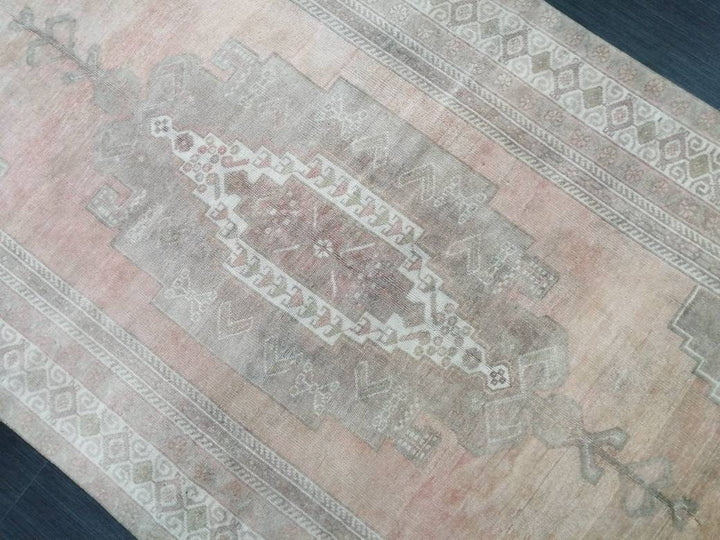 Beige Turkish Runner Rug 4' 11" x 11' 8" Hand-Knotted border