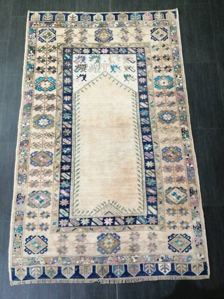 Rust Turkish Runner Rug 3' 9" x 6' Hand-Knotted field