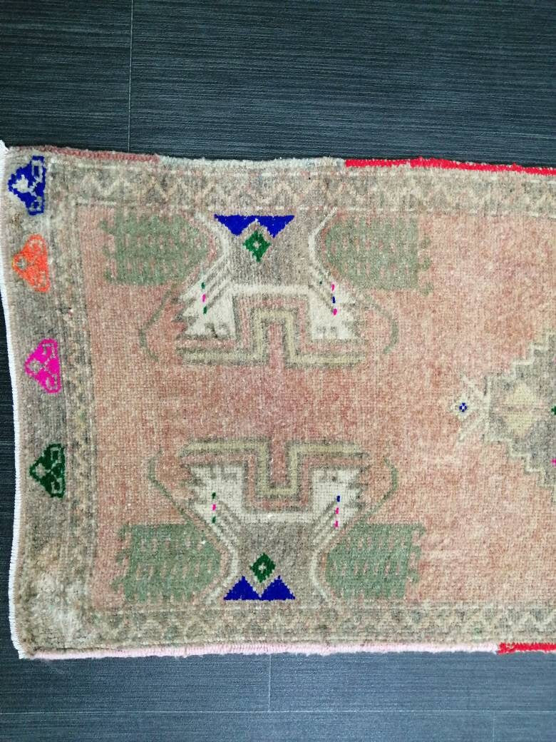 Beige Turkish Runner Rug 1' 6" x 3' 11" Hand-Knotted field