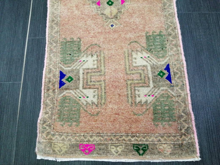 Beige Turkish Runner Rug 1' 5" x 3' 11" Hand-Knotted pattern