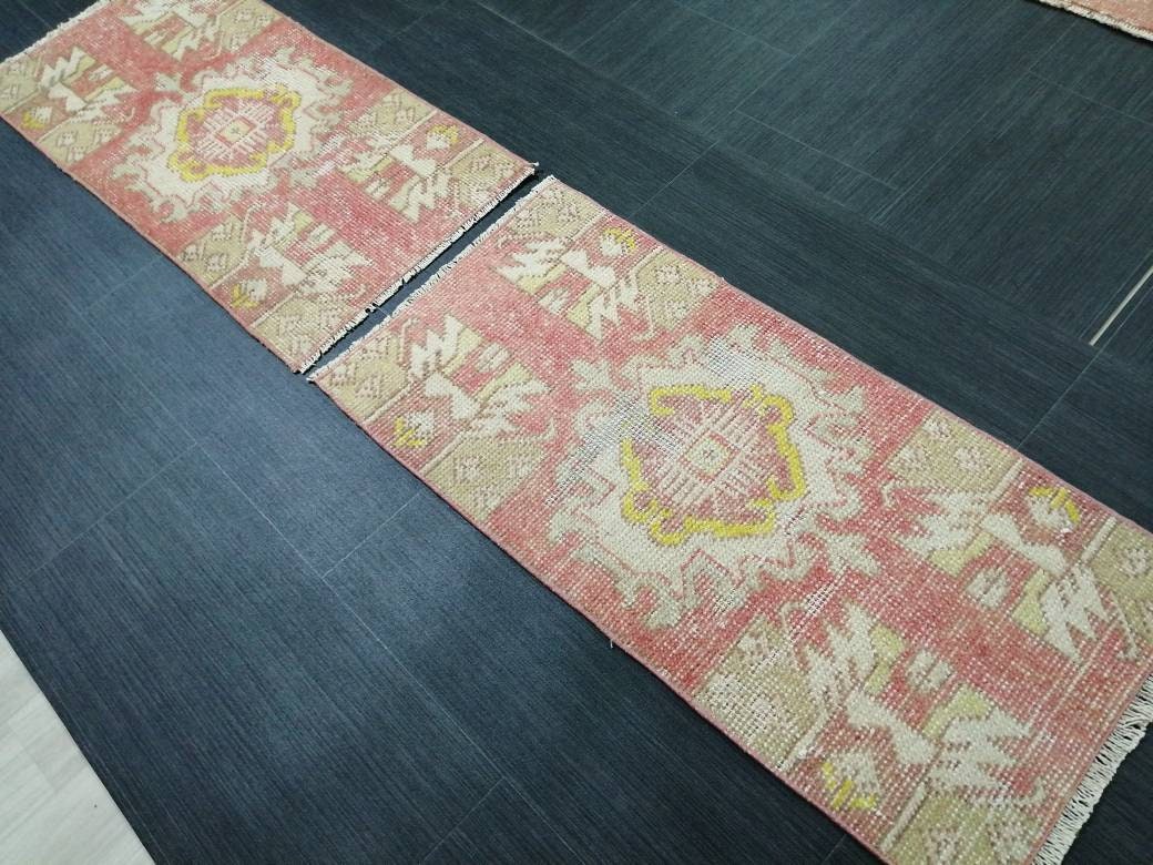 Beige Turkish Runner Rug 1' 3" x 2' 6" Hand-Knotted detail
