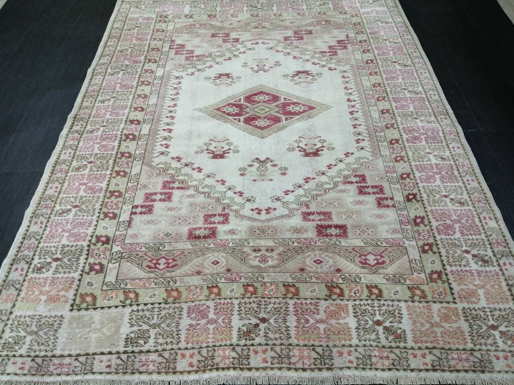 Pink Turkish Oushak Rug 5' 4" x 7' Hand-Knotted field