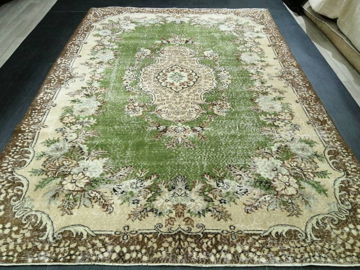 Green Turkish Runner Rug 7' x 10' Hand-Knotted | No. WR54333