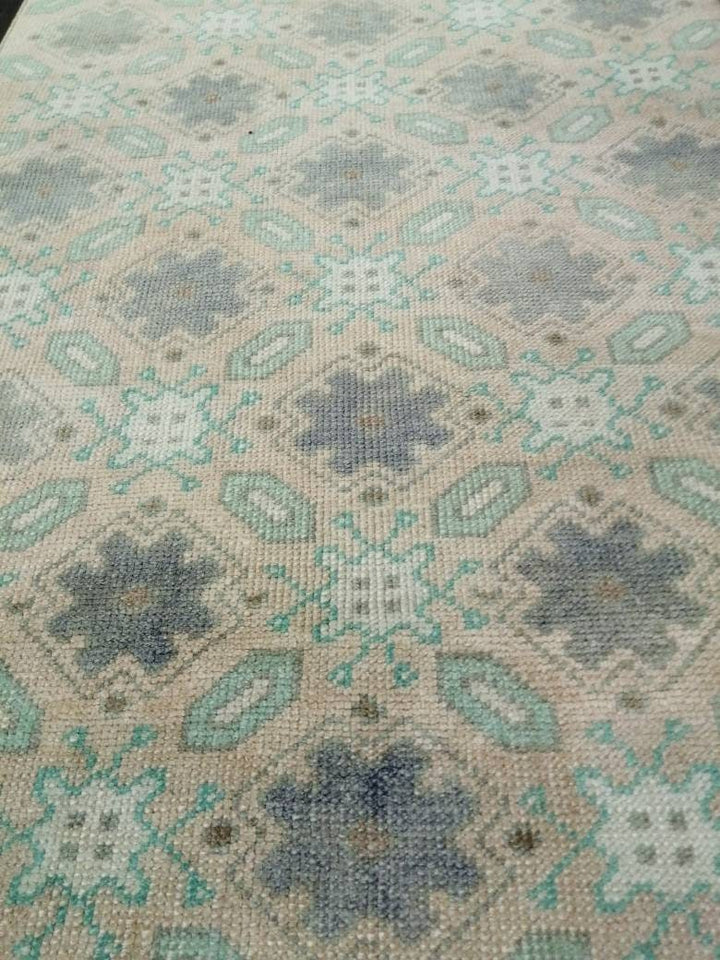 Turkish Runner Rug 2' 7" x 6' 3" Hand-Knotted close-up