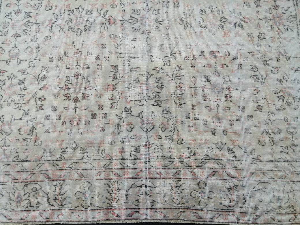 Beige Turkish Oushak Rug 6' 3" x 9' 9" Hand-Knotted pattern