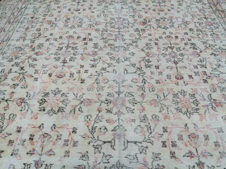 Beige Turkish Oushak Rug 6' 3" x 9' 9" Hand-Knotted close-up