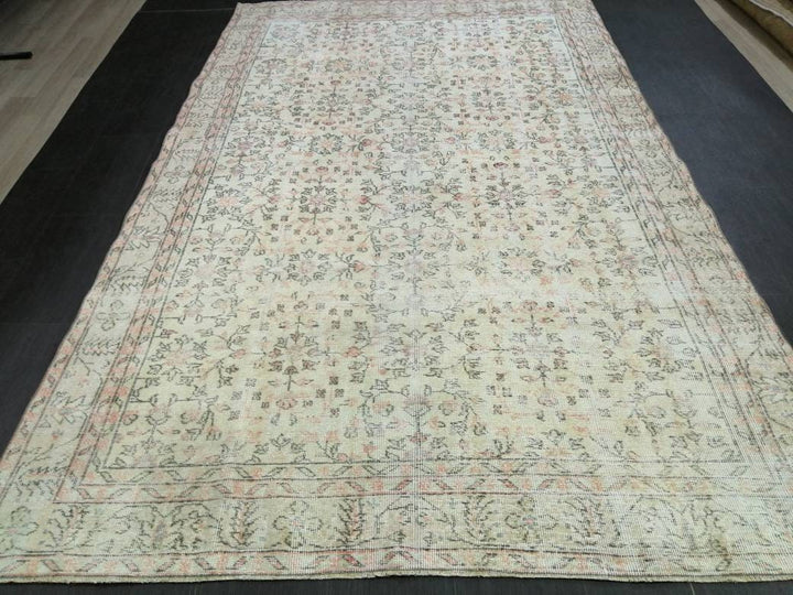 Beige Turkish Oushak Rug 6' 3" x 9' 9" Hand-Knotted texture