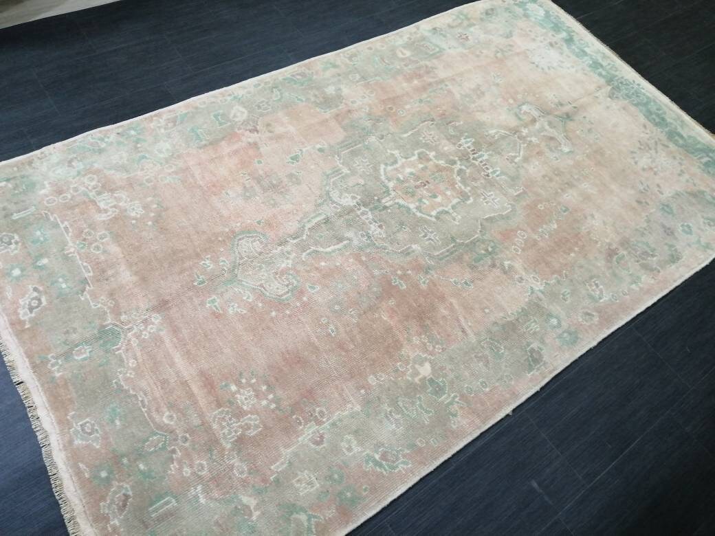 Beige Turkish Runner Rug 4' 11" x 8' 7" Hand-Knotted close-up