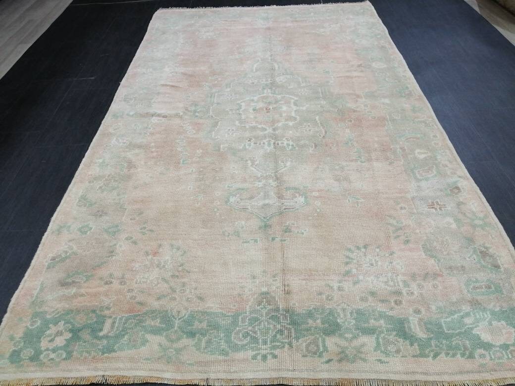 Beige Turkish Runner Rug 4' 11" x 8' 7" Hand-Knotted field