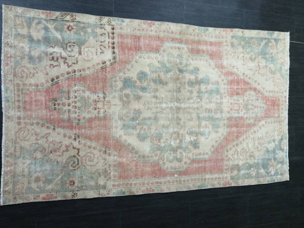 Turkish Oushak Rug 3' 10" x 6' 8" Hand-Knotted detail