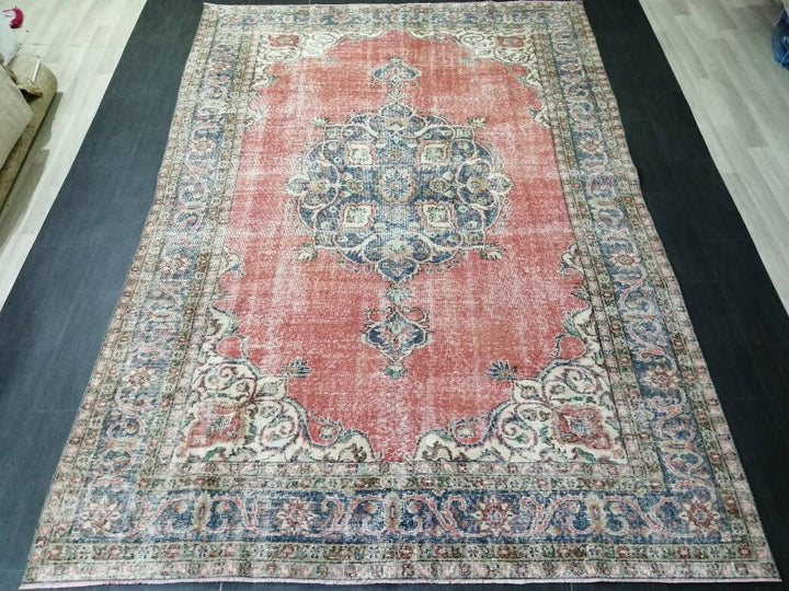 Pink Turkish Oushak Rug 7' 1" x 10' 4" Hand-Knotted close-up