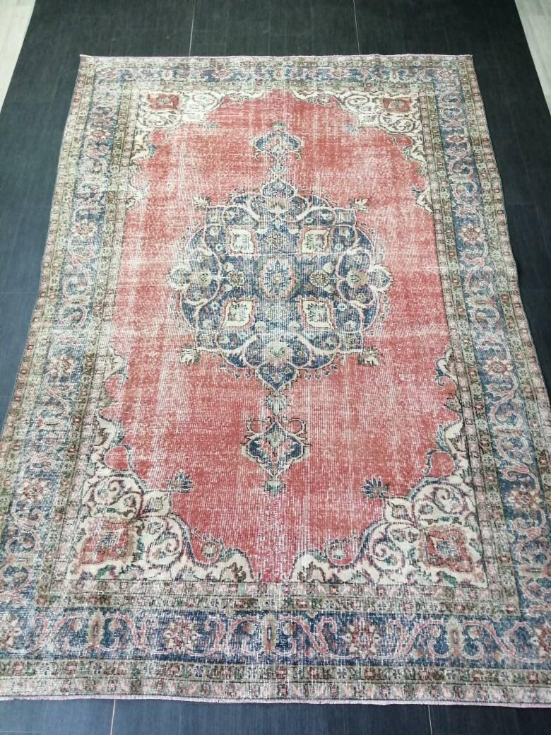 Pink Turkish Oushak Rug 7' 1" x 10' 4" Hand-Knotted field