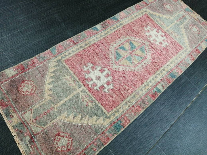 Beige Turkish Runner Rug 1' 5" x 3' 8" Hand-Knotted close-up